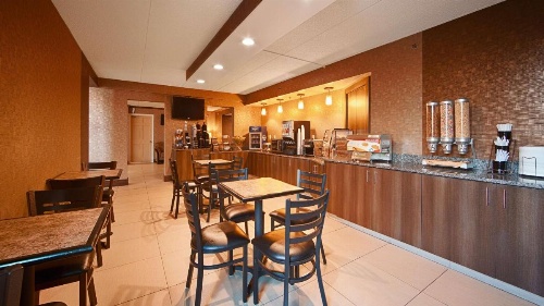 Best Western Inn Buffalo Airport image 11
